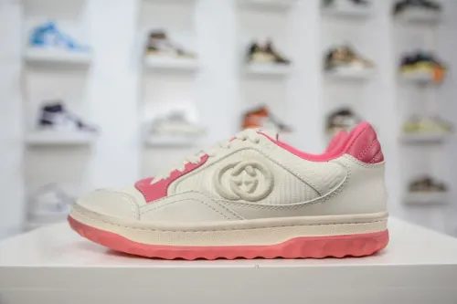 Gucci MAC80 Off-White Pink (Women's)  749909 AAB79 9152 review 