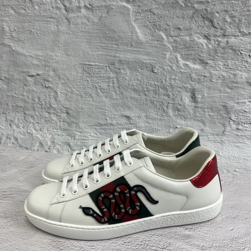 Gucci Ace Embroidered Snake  456230 A38G0 9064 review 