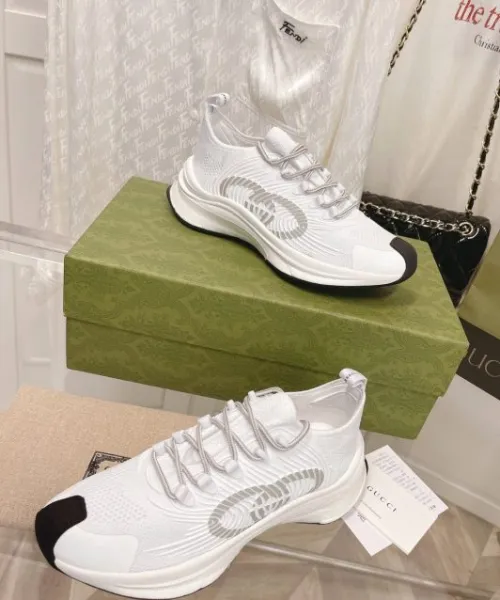 Gucci Run White Grey Black  680893 USM10 8475 review 