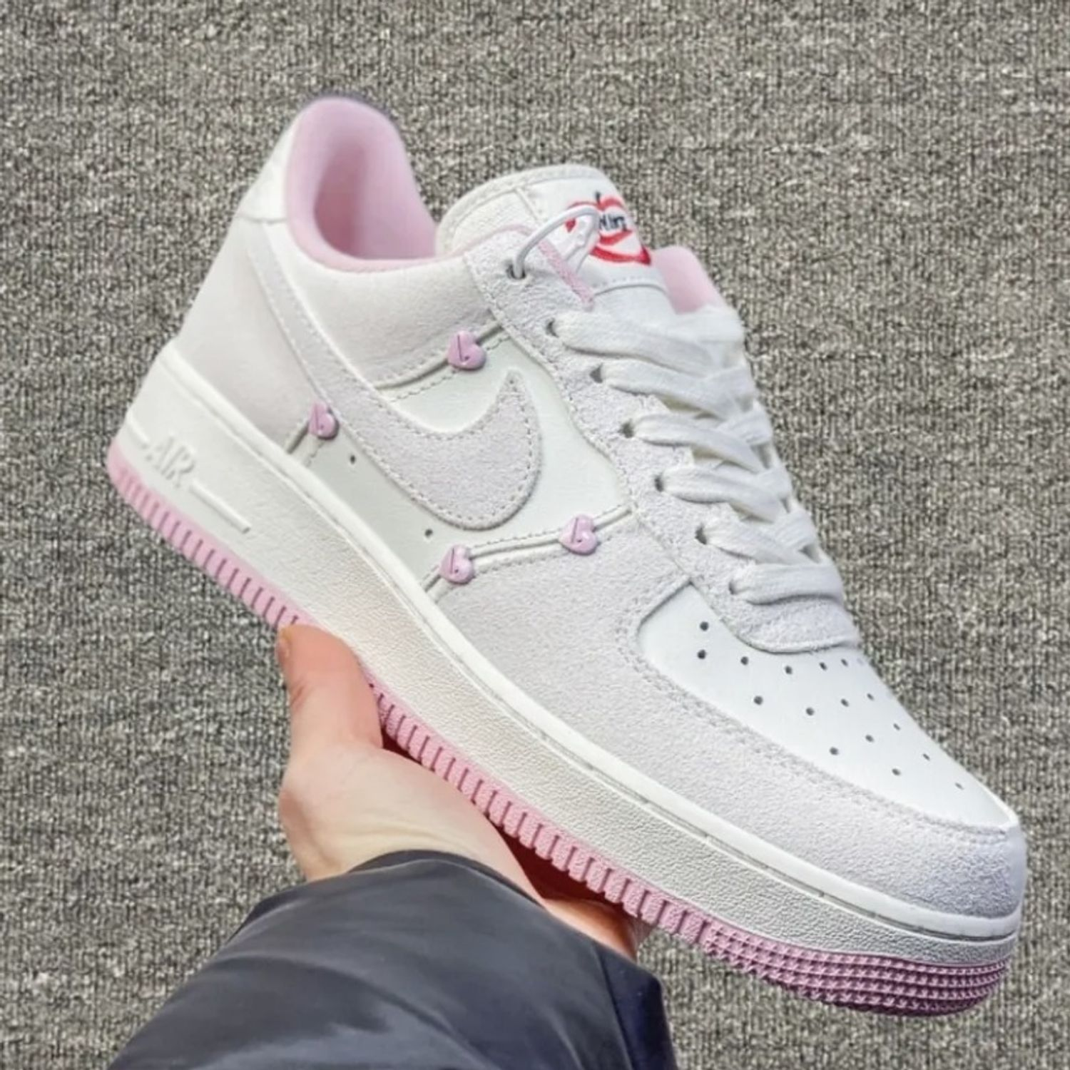 Nike Air Force 1 Low Valentine's Day 2025 HV5992-111 review ghj