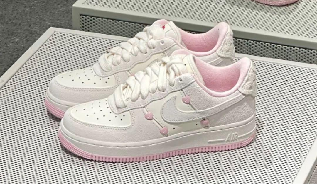 Nike Air Force 1 Low Valentine's Day 2025 HV5992-111 review ghj