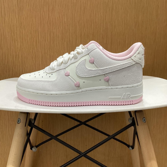 Nike Air Force 1 Low Valentine's Day 2025 HV5992-111 review dfg