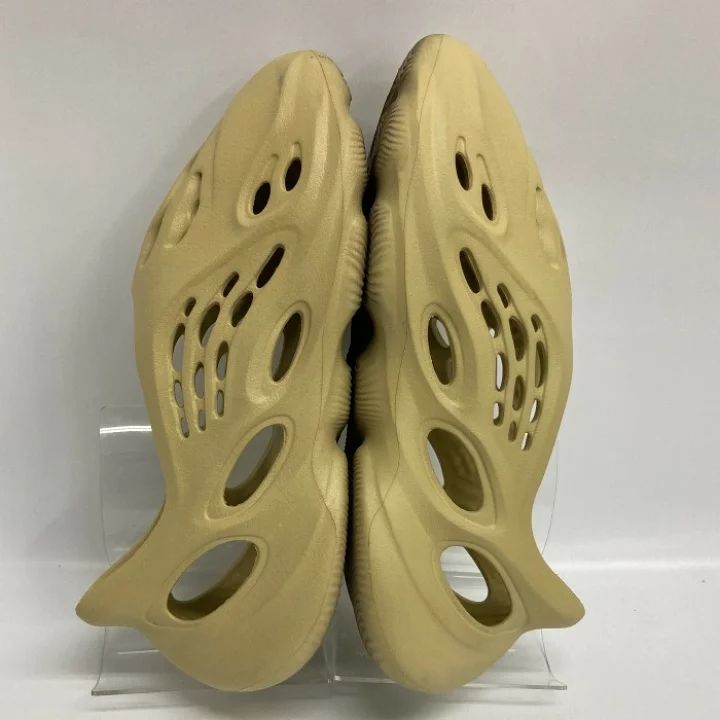 Adidas Yeezy Foam RNNR Sulfur GV6775  review ghjm