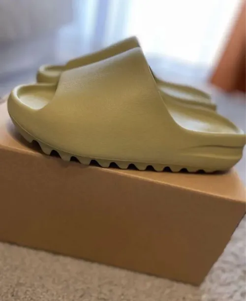 Adidas Yeezy Slide Resin (2019/2021)  FX0494 review 