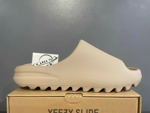 Adidas Yeezy Slide Bone (2022/2023 Restock) FZ5897 review 