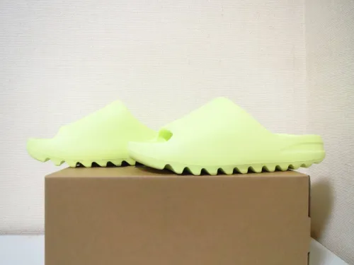 Adidas Yeezy Slide Glow Green GX6138 review 