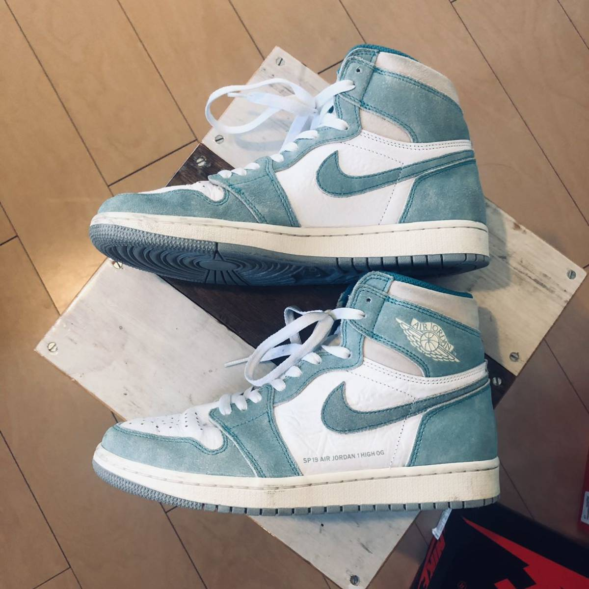 Air Jordan 1 Retro High Turbo Green 555088-311 review gfhg