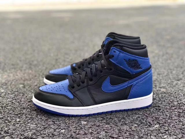 Air Jordan 1 Retro Royal (2017)  555088-007 review dfsgvf