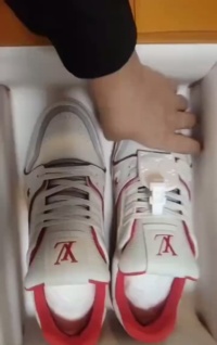 Louis Vuitton Trainer Red  1ABFBL review dtyhtg