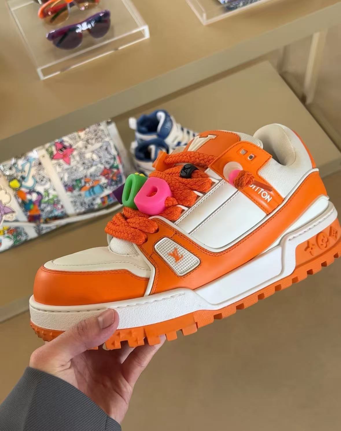 Louis Vuitton Trainer Maxi Orange 1AB8SZ review dfgh