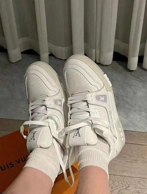  Louis Vuitton Trainer White Litchi Pattern  FD0221 review 