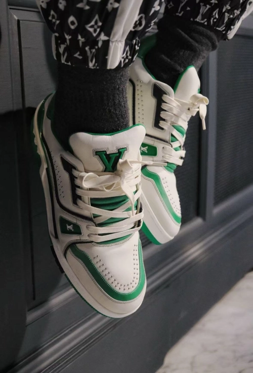 Louis Vuitton LV Trainer White Green 1AD7KP review 
