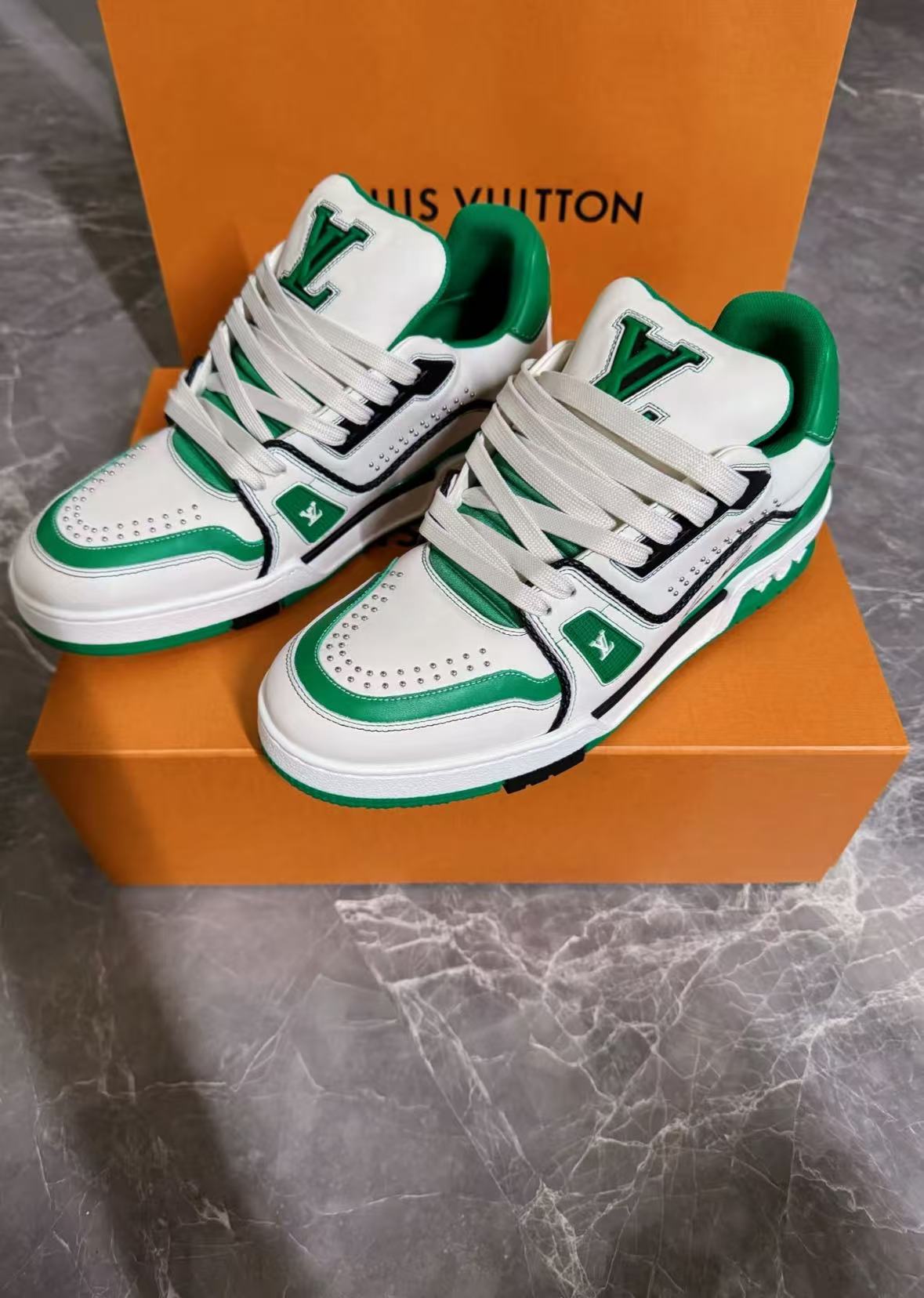 Louis Vuitton LV Trainer White Green 1AD7KP review gfh