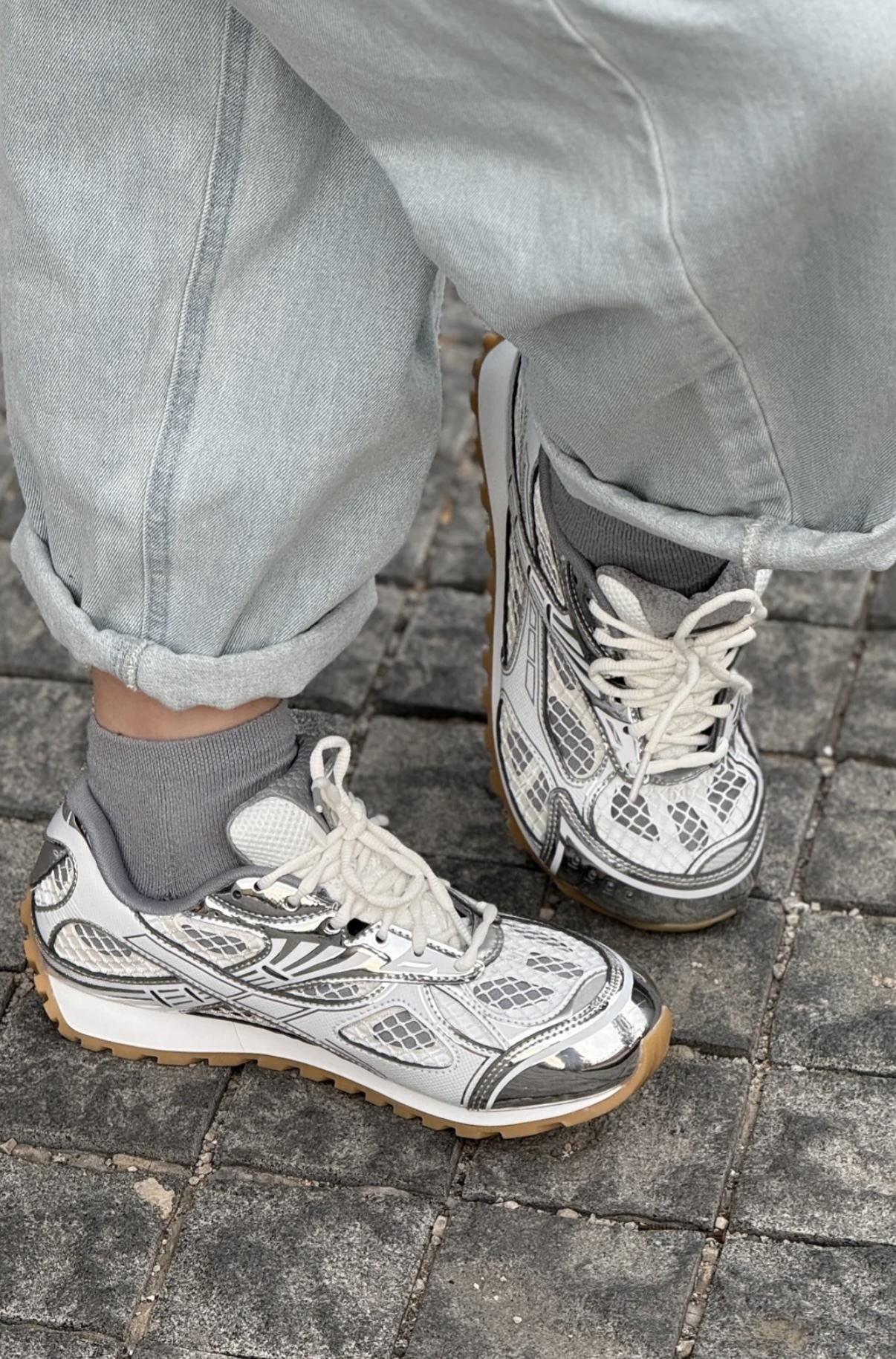 Bottega Veneta Orbit Silver White 741357V2X401425 review dallas chandler