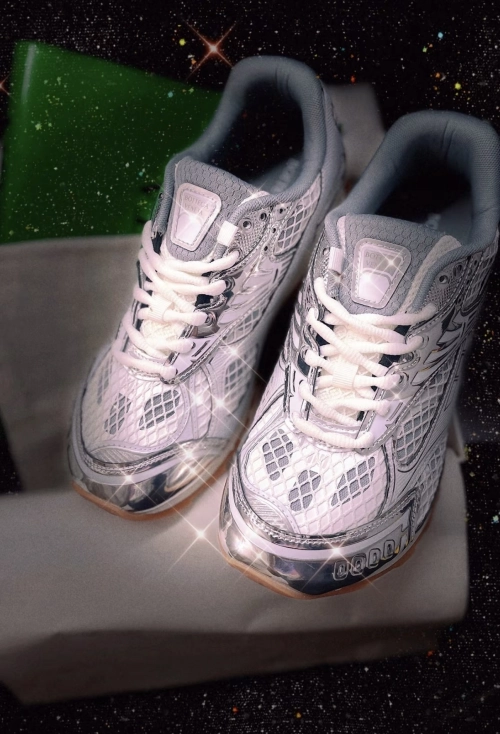 Bottega Veneta Orbit Silver White 741357V2X401425 review 