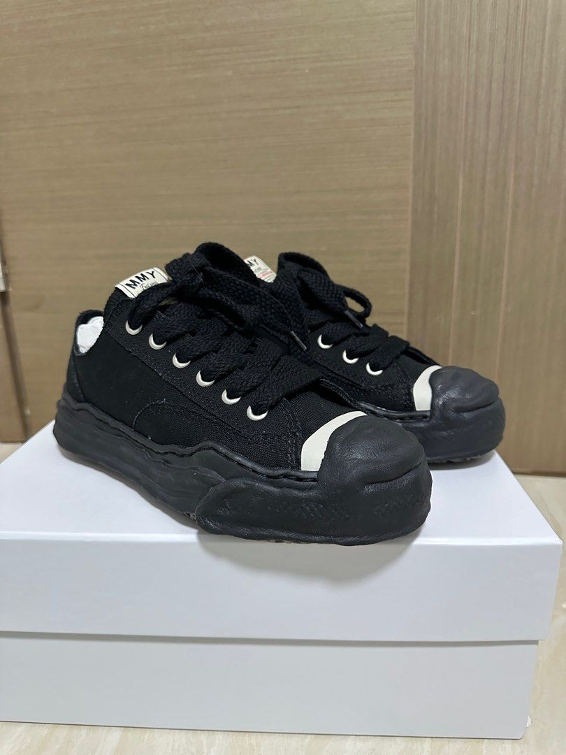 MIHARA YASUHIRO Black NO.786 review Moritz Müller