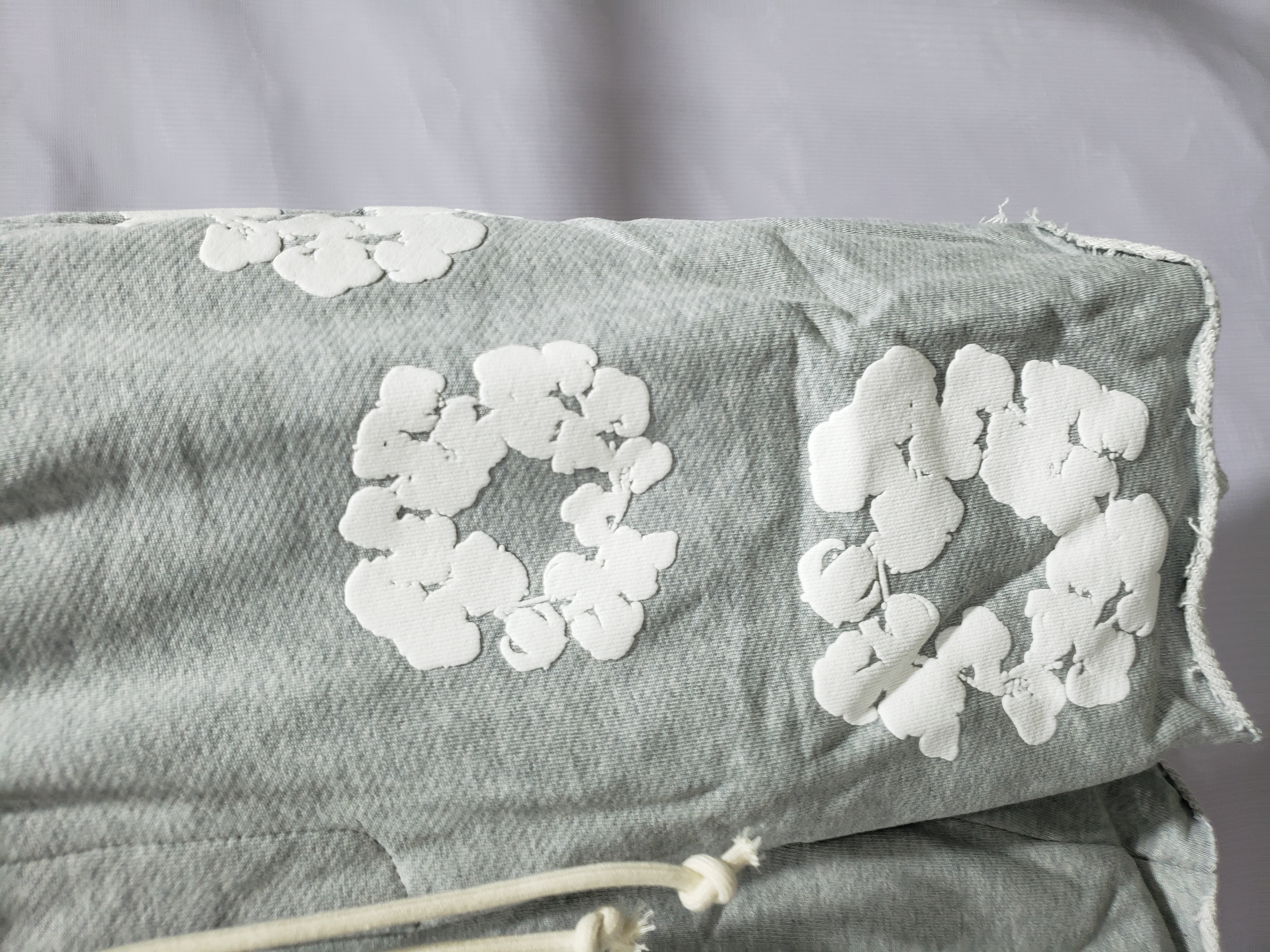 Denim Tears The Cotton Wreath Shorts Grey review Obosneaker 02