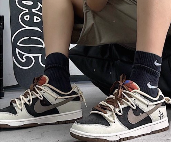  Nike Dunk Low Hiking in the mountains and wilderness DR9704-200 review Emily