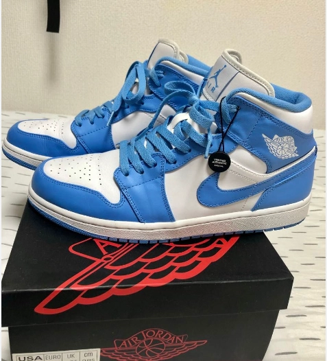 Air Jordan 1 Retro Mid UNC 554724-106 review 