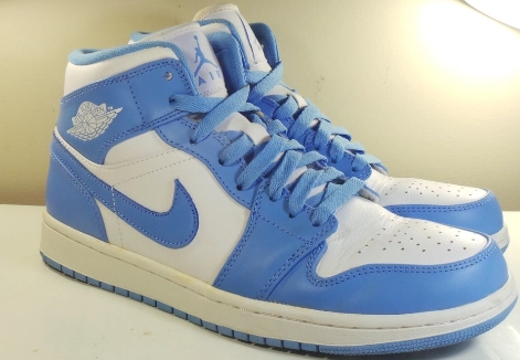 Air Jordan 1 Retro Mid UNC 554724-106 review 