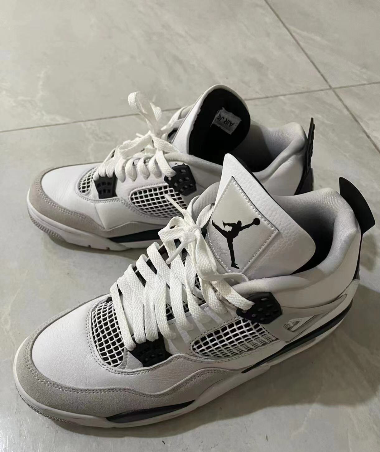 Air Jordan 4 Retro Military Black DH6927-111  review Grosvenor 01