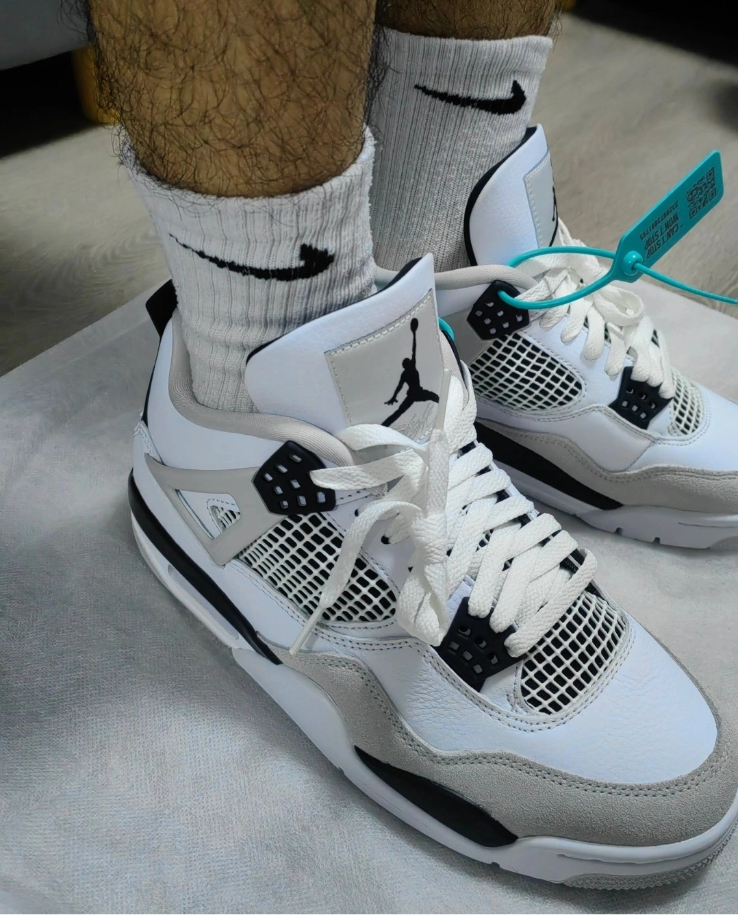 Air Jordan 4 Retro Military Black DH6927-111  review อินดิโก้ 01