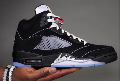 Air Jordan 5 Black Metallic Reimagined HF3975-001 review 