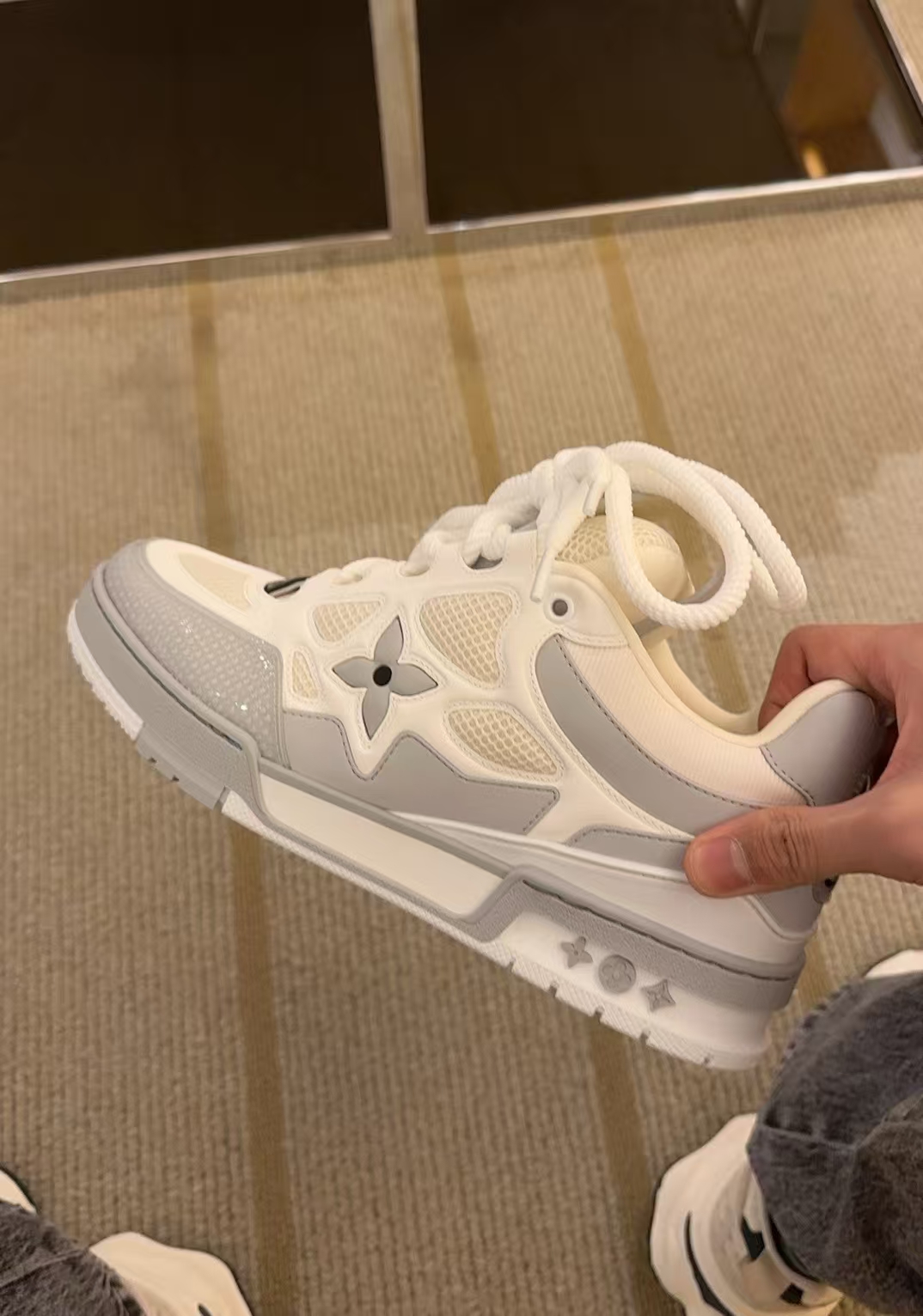 OU Skate Grey 1ACQP4  review Balfour 01