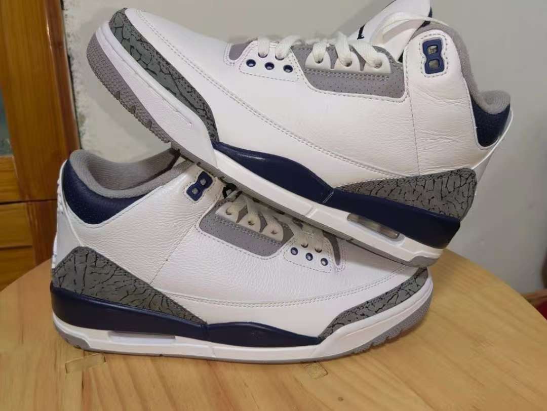 Air Jordan 3 Retro Midnight Navy CT8532-140 review Avery 01