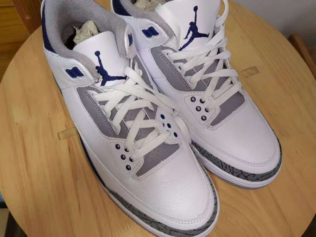 Air Jordan 3 Retro Midnight Navy CT8532-140 review Avery 02