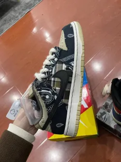  Nike SB Dunk Low Travis Scott (Regular Box) CT5053-001 [Top Version] review DAMIAN 02