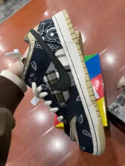  Nike SB Dunk Low Travis Scott (Regular Box) CT5053-001 [Top Version] review DAMIAN 05