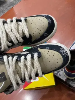  Nike SB Dunk Low Travis Scott (Regular Box) CT5053-001 [Top Version] review DAMIAN 01