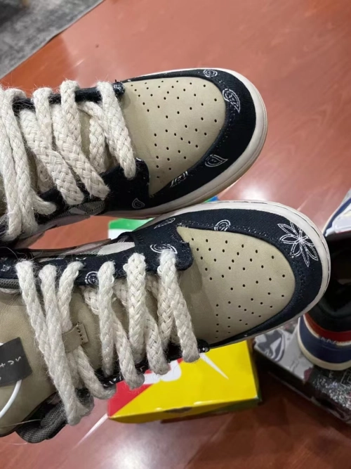  Nike SB Dunk Low Travis Scott (Regular Box) CT5053-001 [Top Version] review 