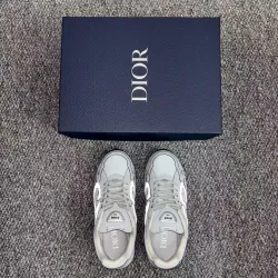 Dior B30 Grey  3SN279ZRD_H868 review Corin 02