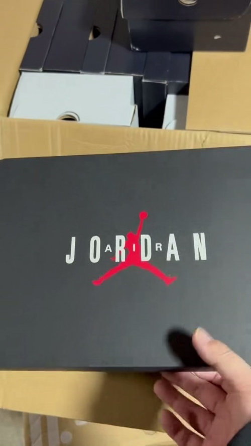 Air Jordan 11 Retro Cherry (2022) CT8012-116 review 