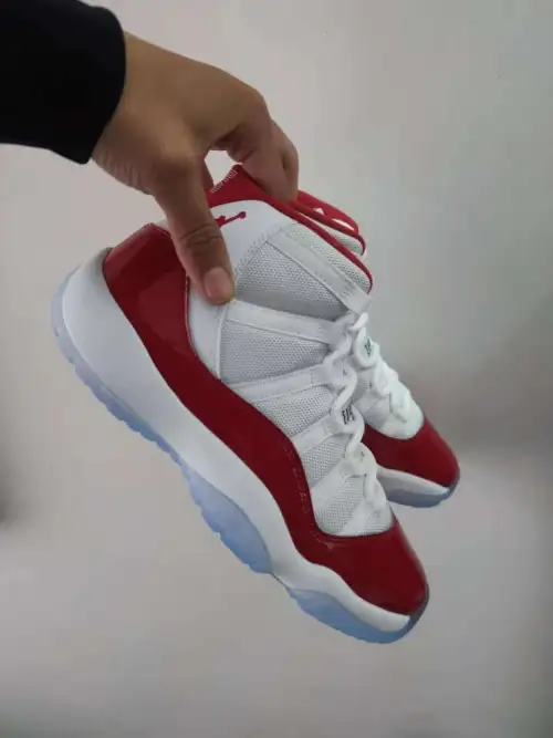 Air Jordan 11 Retro Cherry (2022) CT8012-116 review 