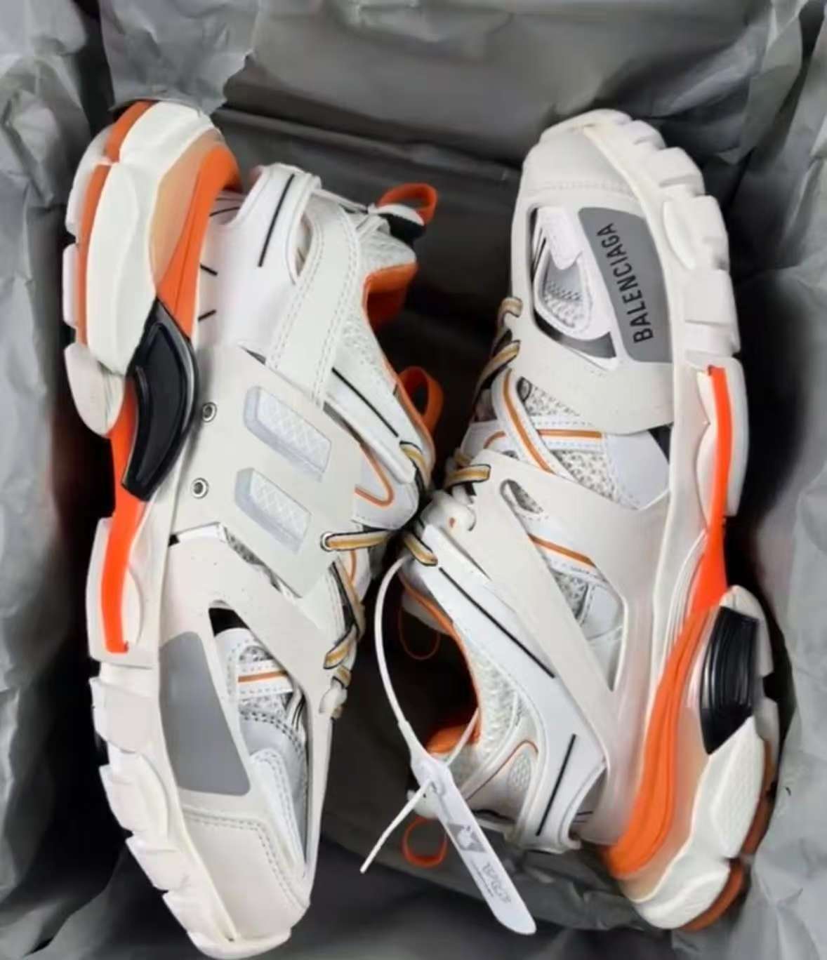  Balenciaga Tess S. White Orange Black 542436 W1GB1 9059 review Nelson 01
