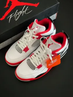 Air Jordan 4 Retro Fire Red (2020) DC7770-160 review Phil 01
