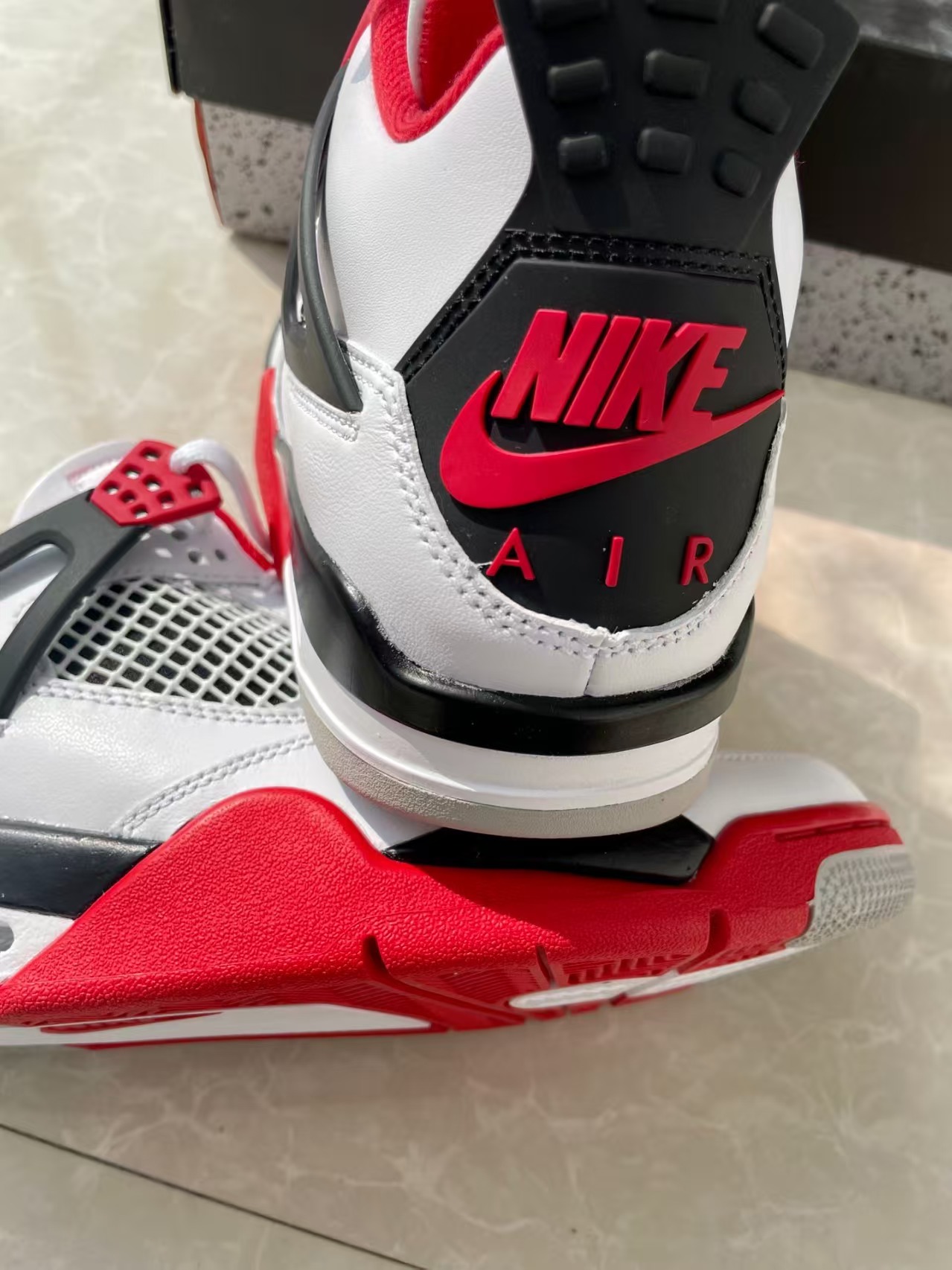 Air Jordan 4 Retro Fire Red (2020) DC7770-160 review Randolph 02