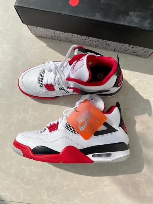 Air Jordan 4 Retro Fire Red (2020) DC7770-160 review 
