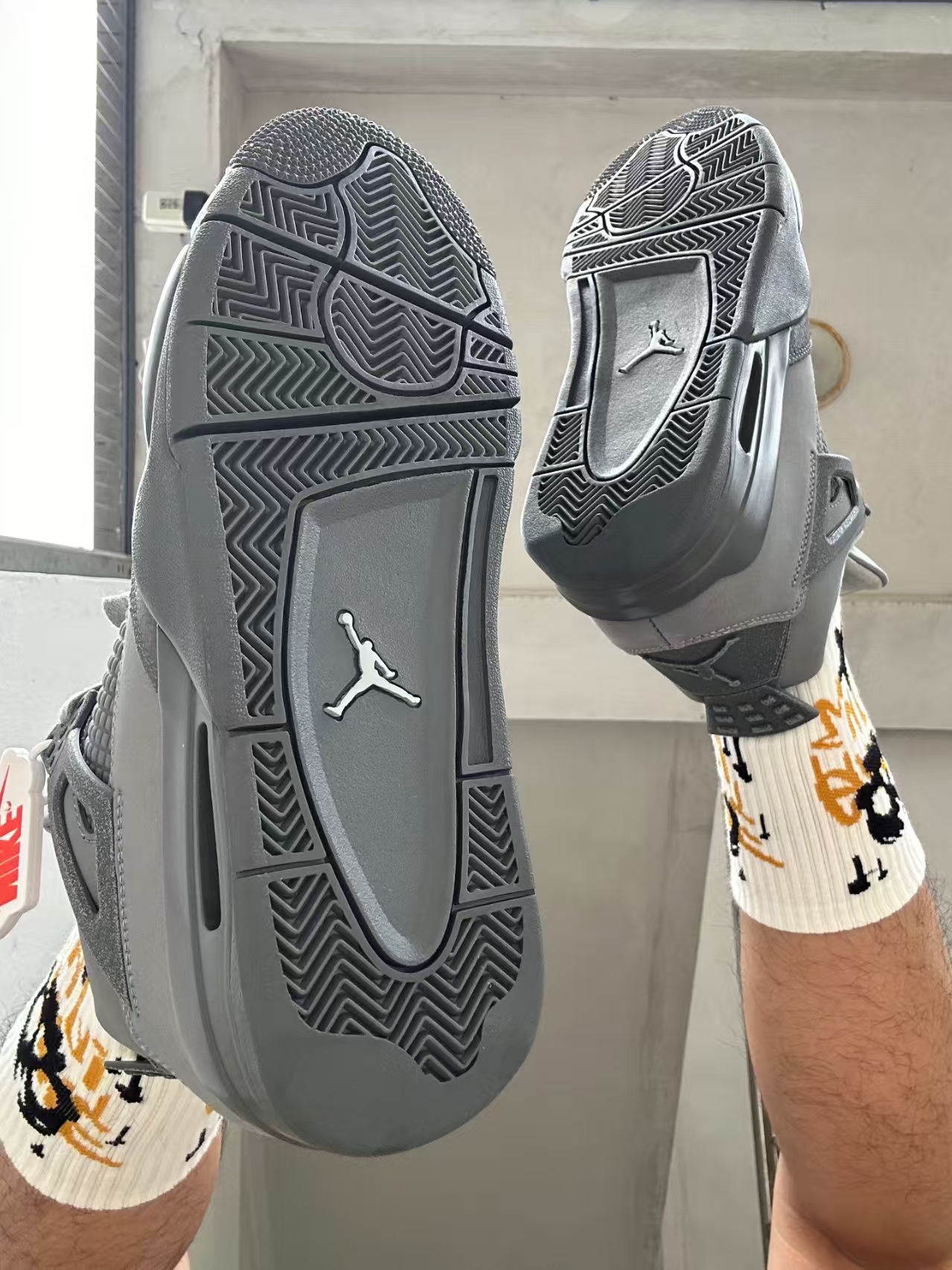 PK Batch Air Jordan 4 Retro SE Paris Olympics Wet Cement FQ7928-001 review Roderick 01