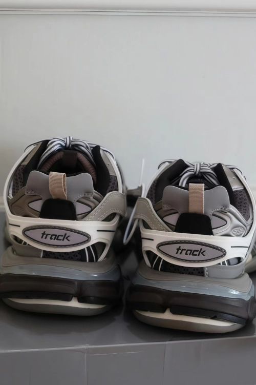 Balenciaga Tess S.Grey  555032 W1GB7 1214 (With LED) review 