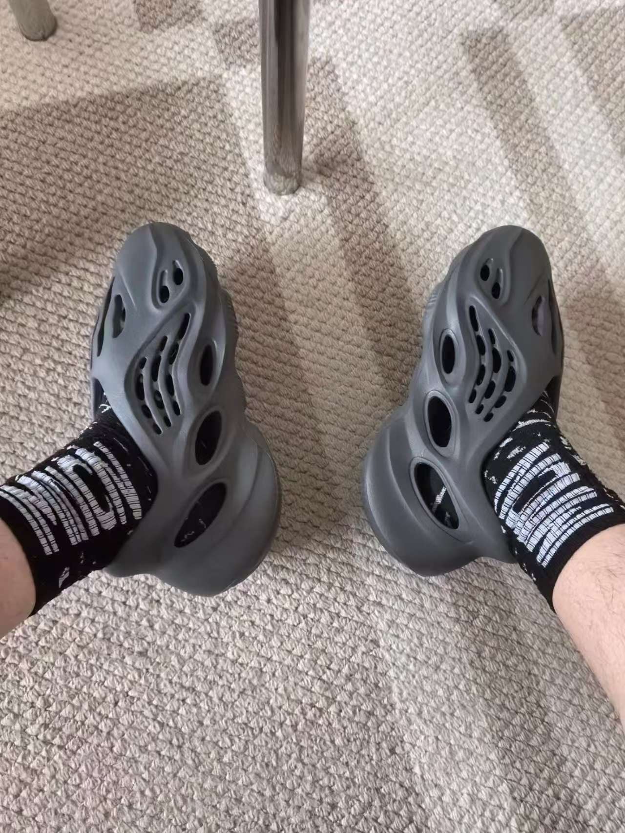 Adidas Yeezy Foam RNR Onyx (2022/2024) HP8739  review Neil