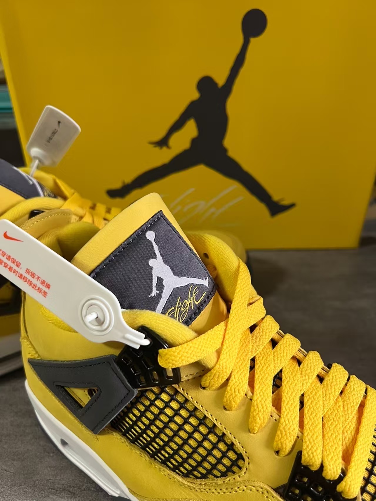 Air Jordan 4 Retro Lightning (2021) CT8527-700 [Top Version] review Fido 00