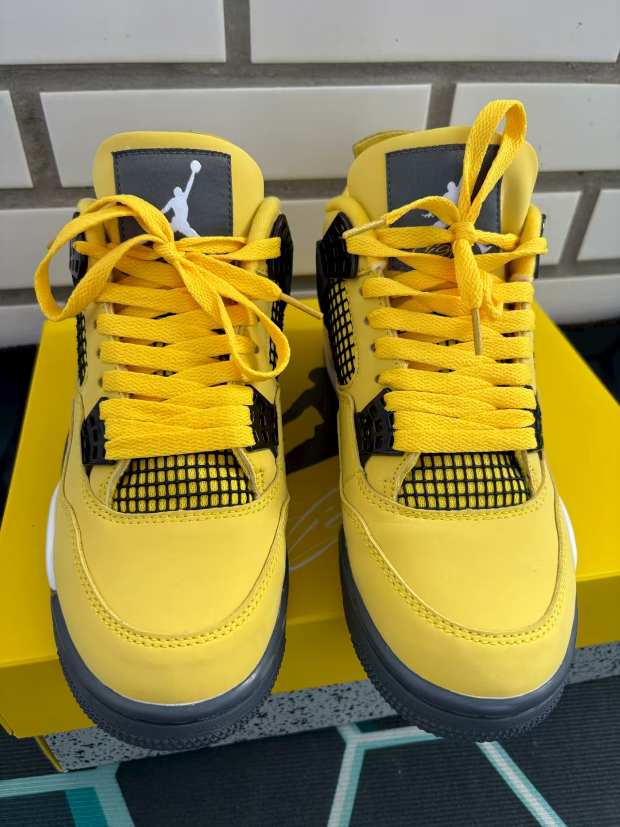 Air Jordan 4 Retro Lightning (2021) CT8527-700 [Top Version] review Gavin 03