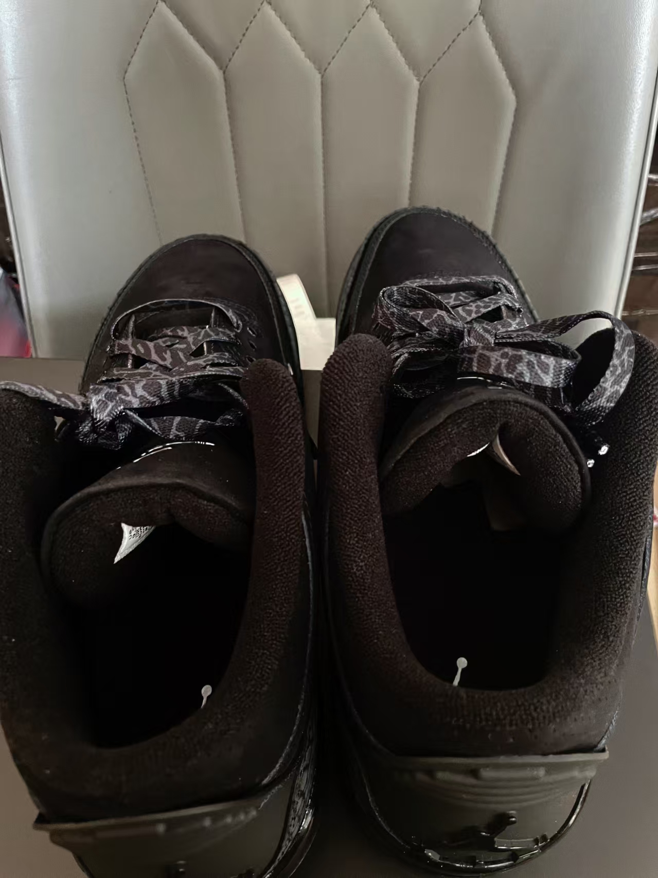 Top Version Air Jordan 3 Retro Black Cat CT8532-001 review Marlon 03