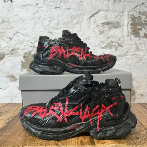 Balenciaga Runner Black And Red Characters 677402 W3RB1 0102 review 