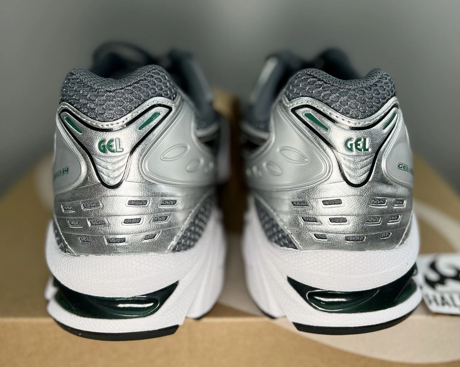 ASICS GEL-Kayano 14 Metropolis Jasper Green 1203A537-020 review Kim 02