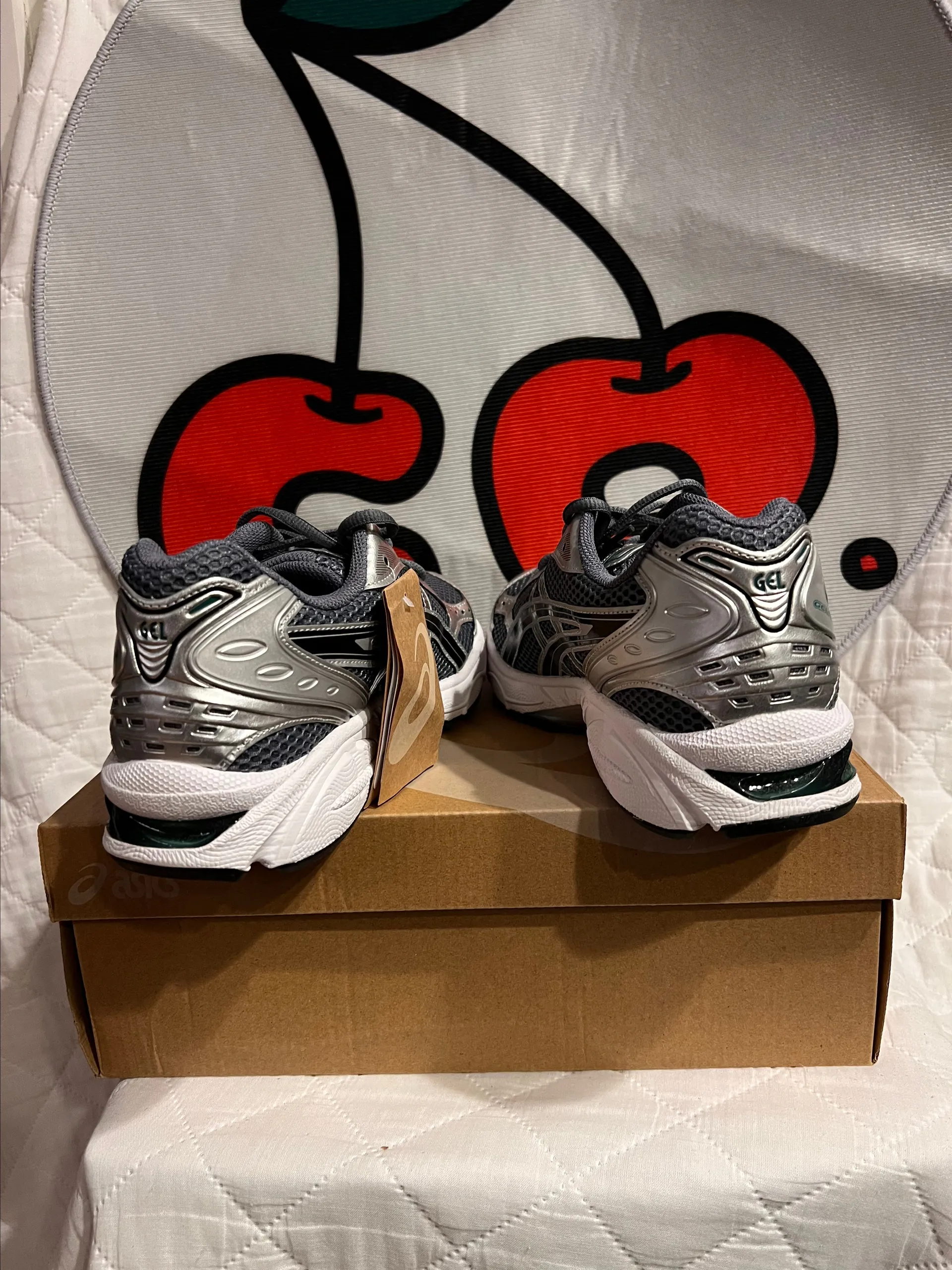 ASICS GEL-Kayano 14 Metropolis Jasper Green 1203A537-020 review Gregary 01